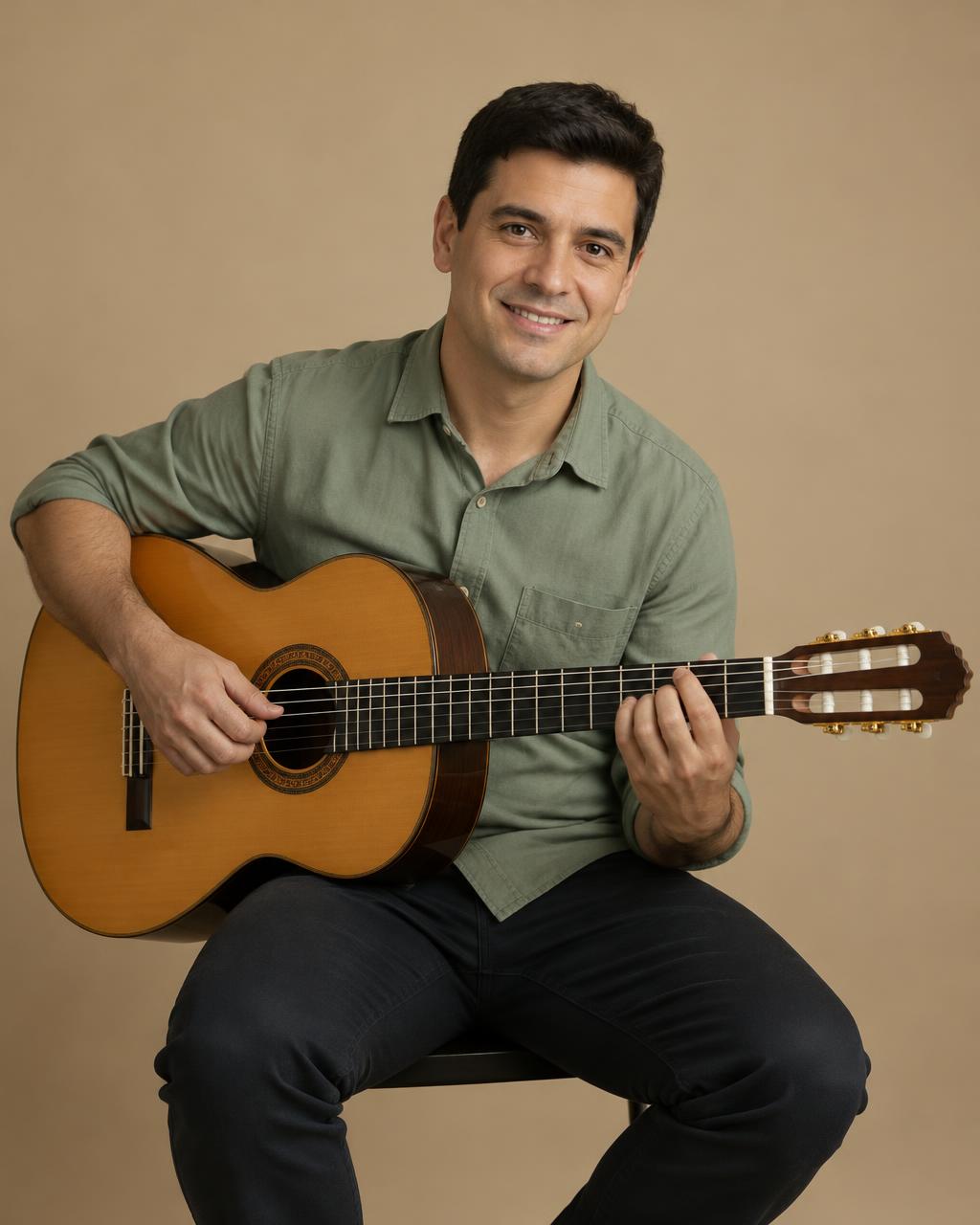 Cantor sentado com violão em estúdio, retrato gerado por IA
